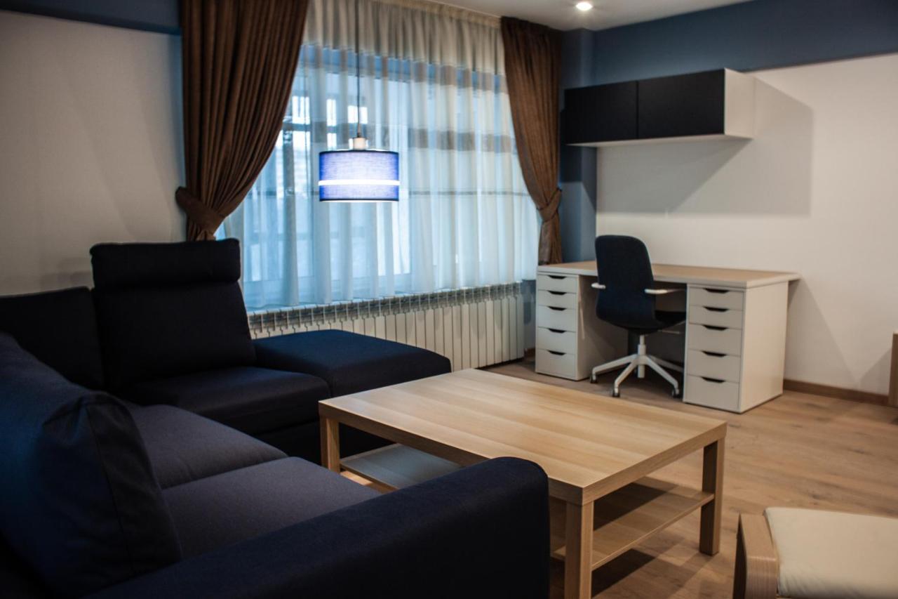 Eurocomfort Apartments Piatra Neamt Exterior photo